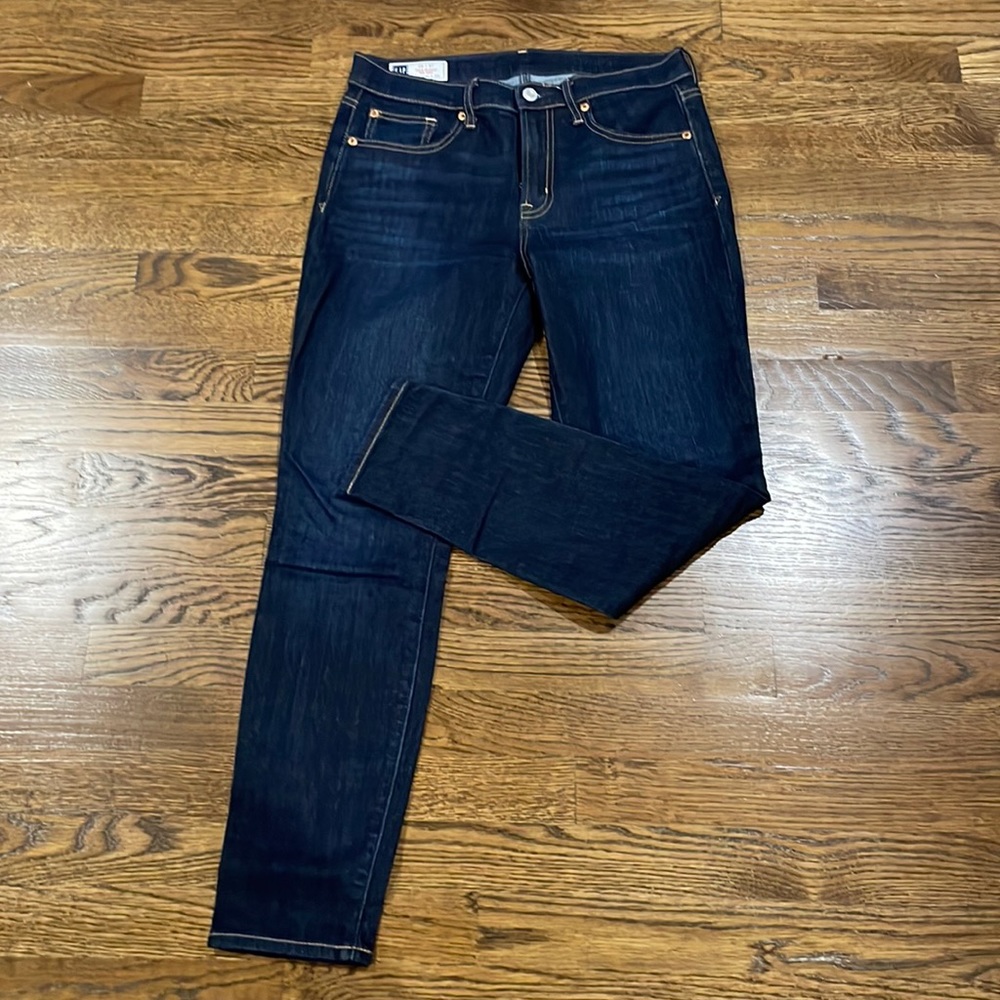 GAP Denim - Mid Rise True Skinny 28s